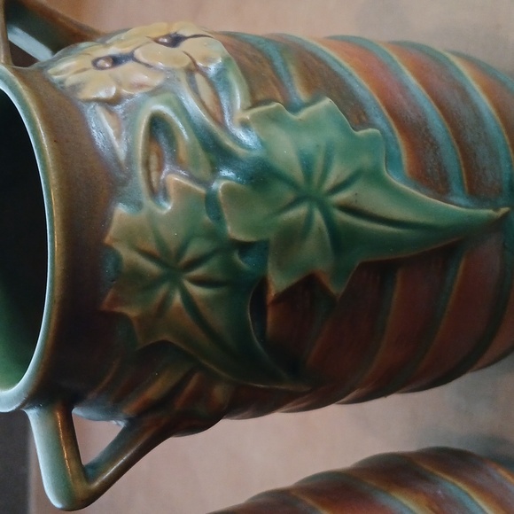 1930's Roseville Art Pottery Luffa 684-6 Black-eyed Susan Double Handled Vases 2 - Picture 8 of 8